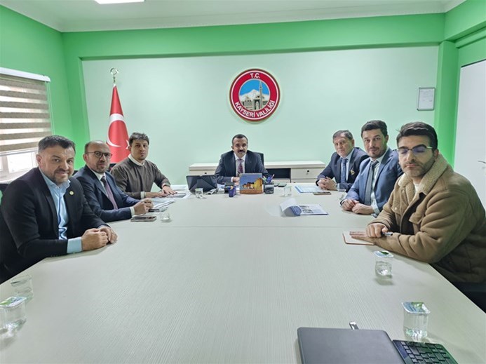 KAYSERİ’DE 12 AY KAYAK İMKÂNI: KAYAK SİMÜLATÖRÜ PROJESİ DEĞERLENDİRİLD